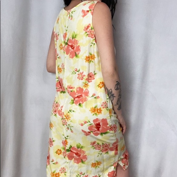 VINTAGE HAWAIIAN HIBISCUS PRINT SUN SUMMER DRESS pending - Picture 3 of 6